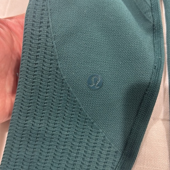 Lululemon Leggings - Picture 4 of 10